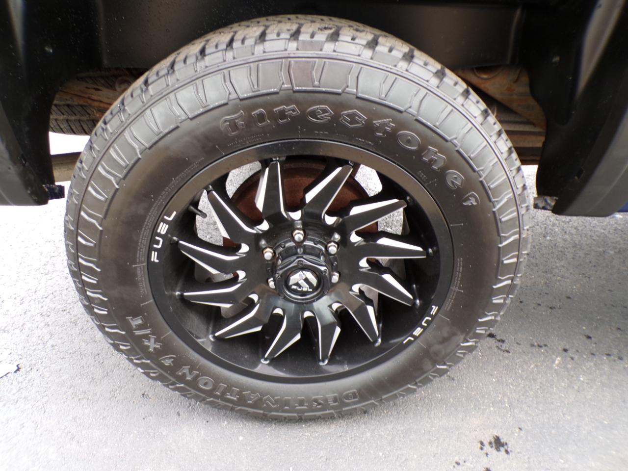 Chevrolet Silverado 1500 4WD Crew Cab 143.5" LT 2012