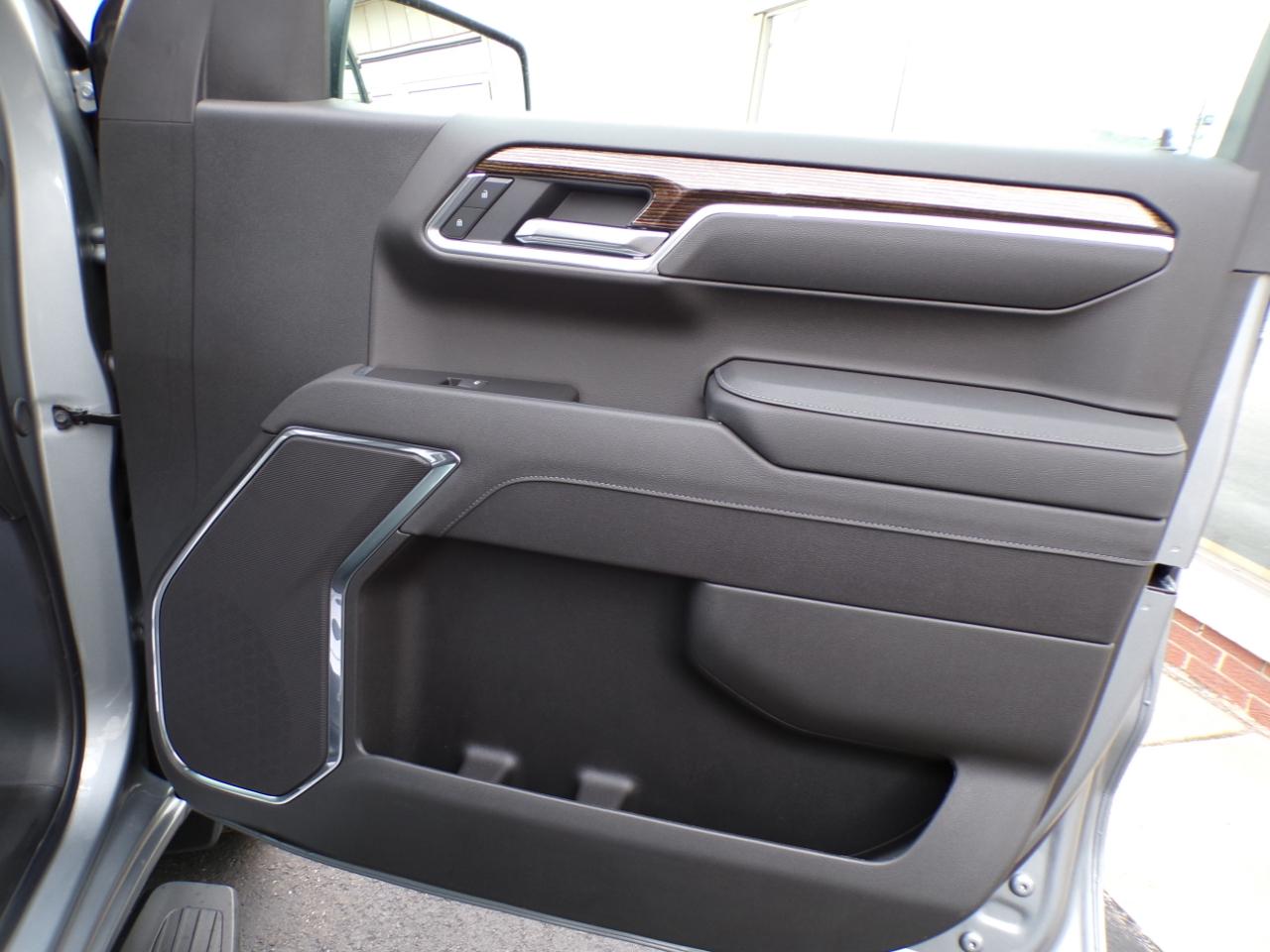 GMC Sierra 1500 4WD Crew Cab 147" Elevation w/3SB 2026