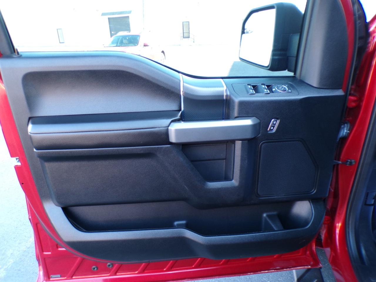 Ford F-150 XLT 2WD SuperCrew 6.5' Box 2018