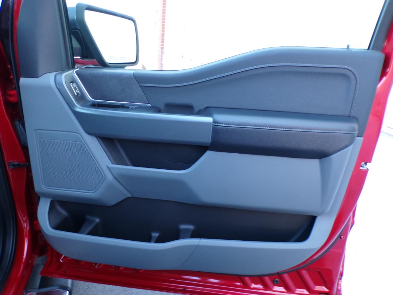 Ford F-150 XLT 4WD SuperCrew 5.5' Box 2024