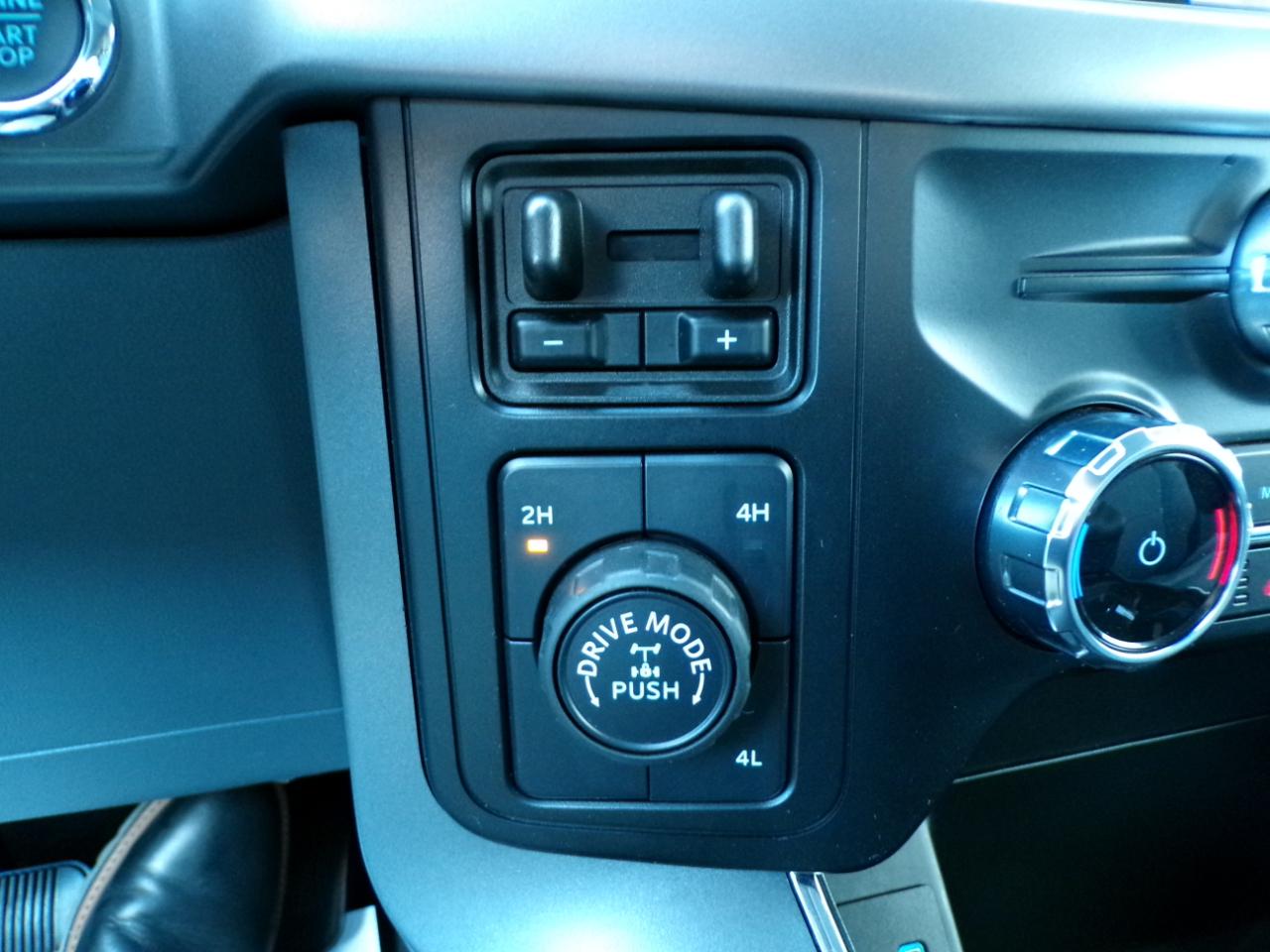 Ford F-150 XLT 4WD SuperCrew 5.5' Box 2024