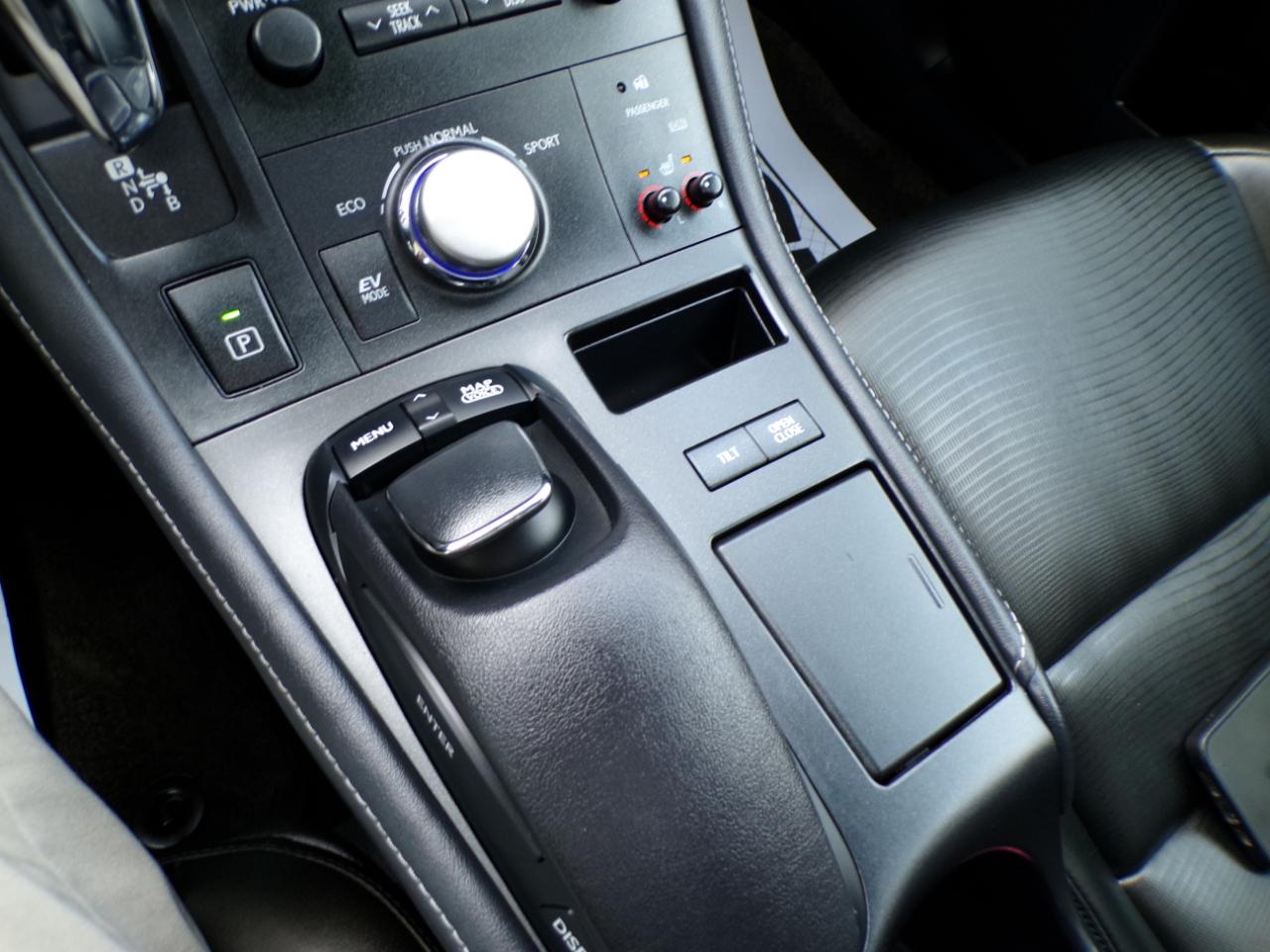 Lexus CT 200h FWD 4dr Hybrid 2012