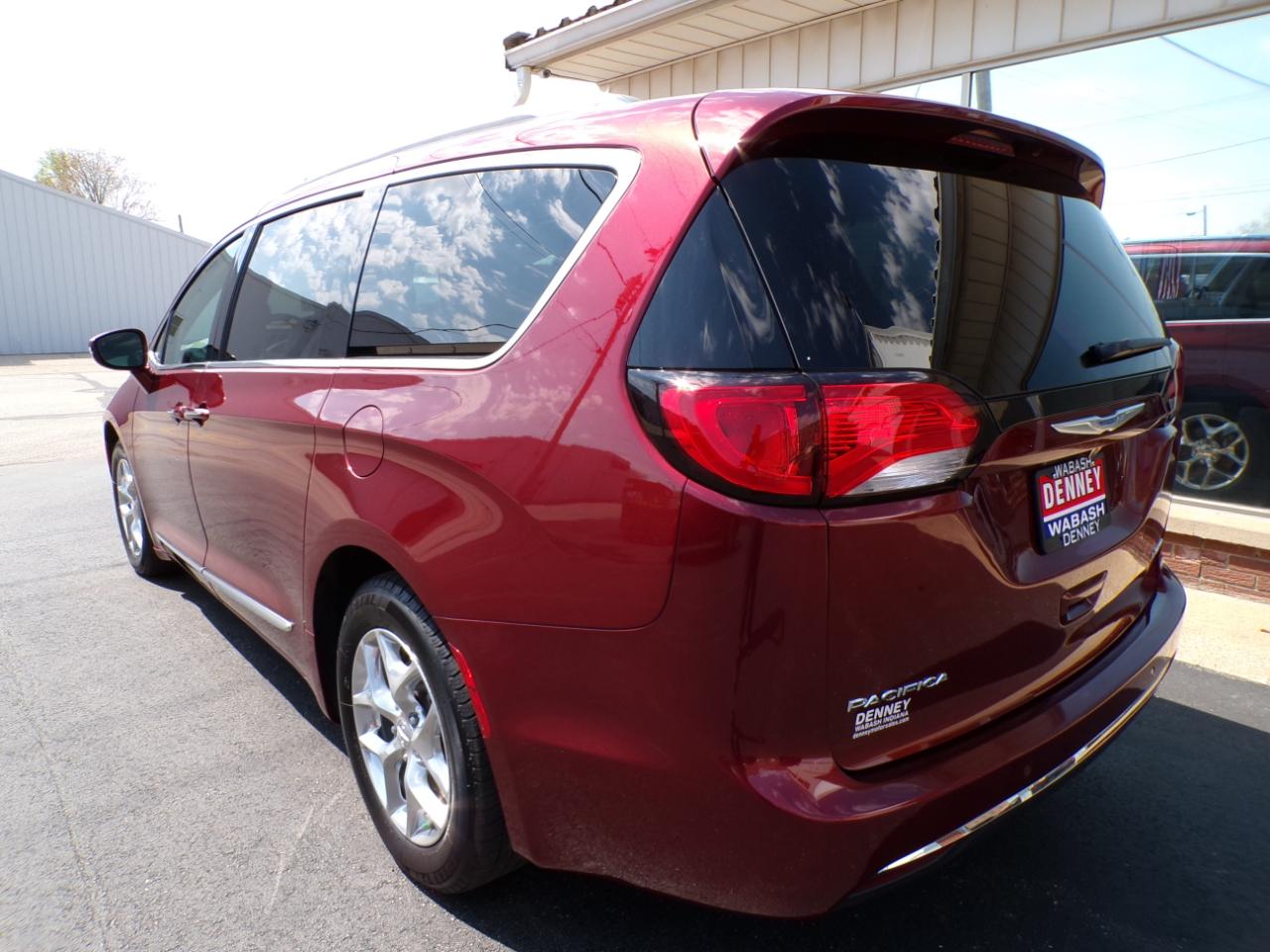 Chrysler Pacifica Limited FWD 2018