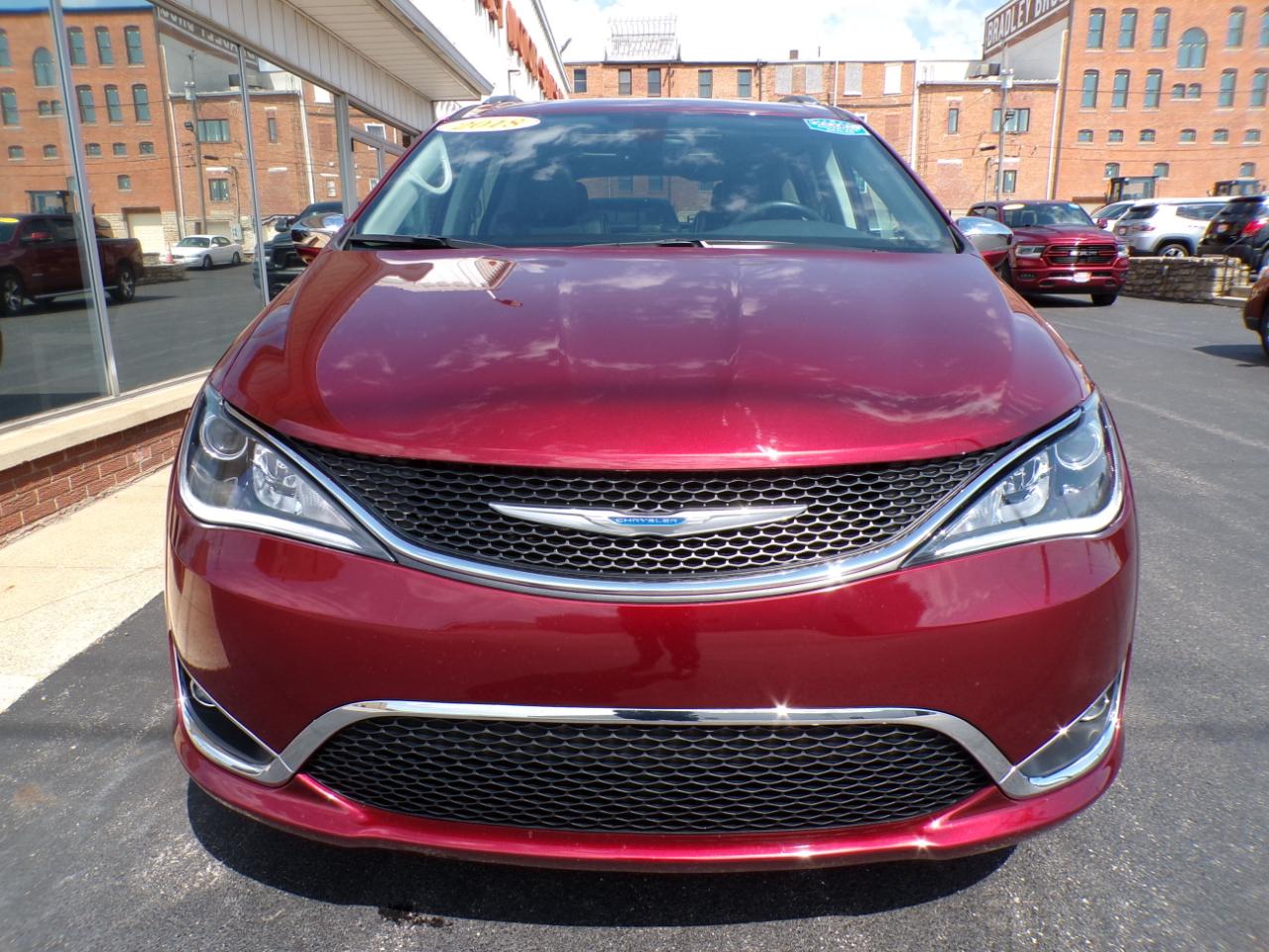 Chrysler Pacifica Limited FWD 2018