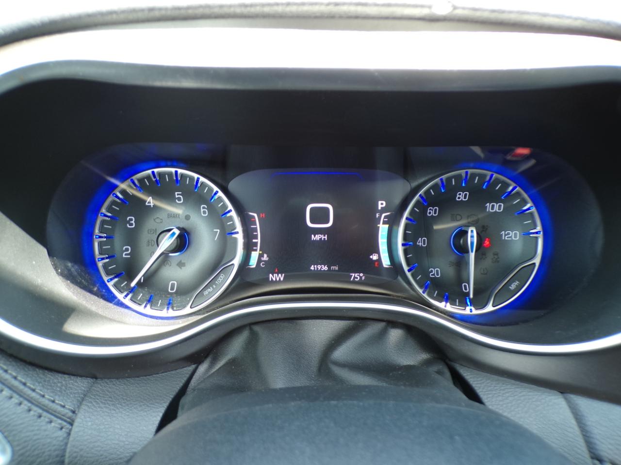 Chrysler Pacifica Limited FWD 2018