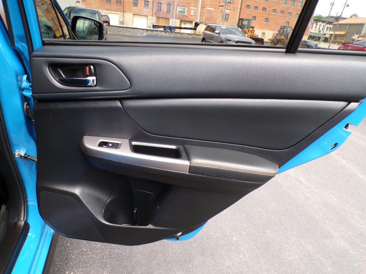 Subaru Crosstrek 2.0i Limited CVT 2017