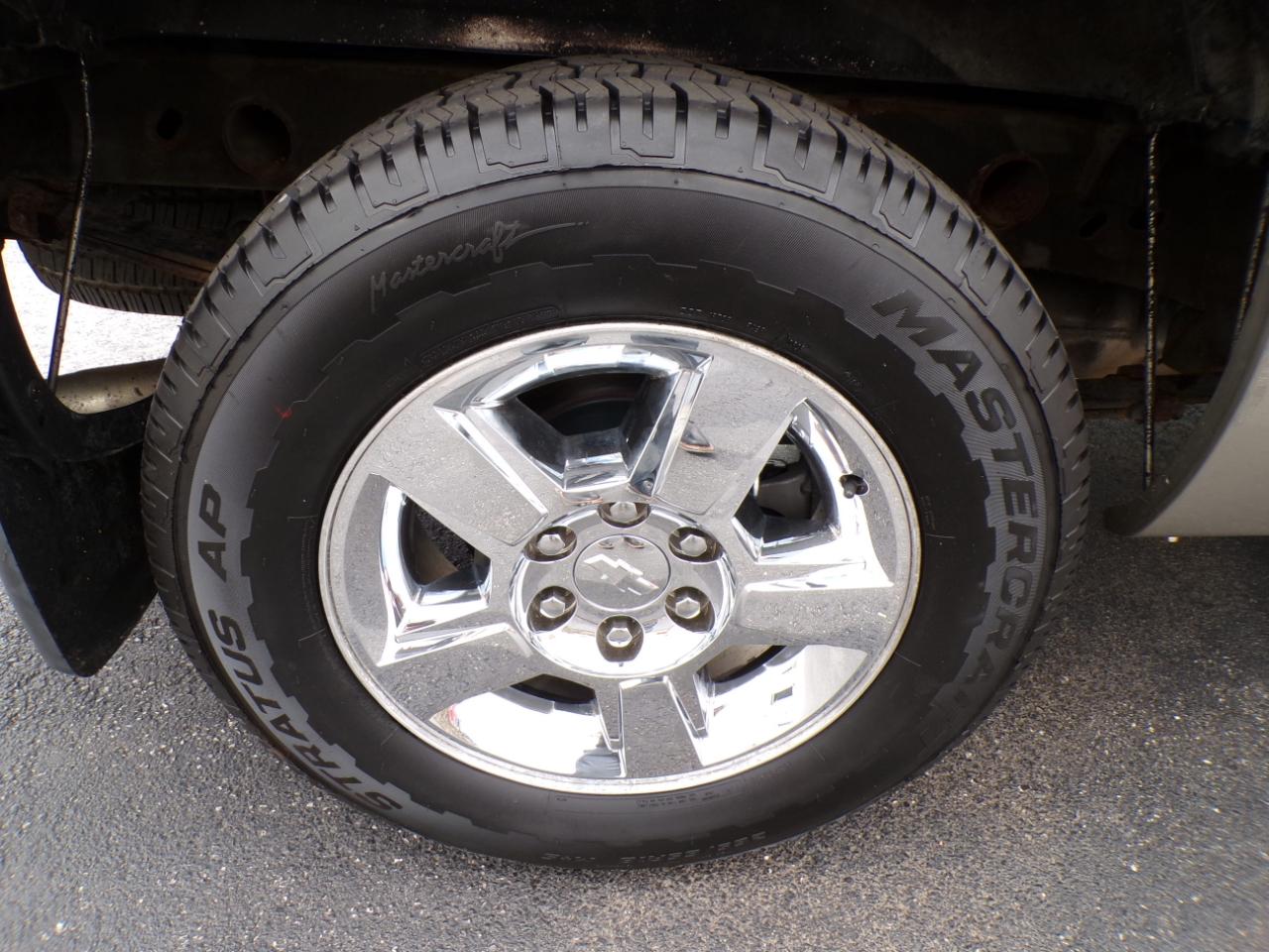 Chevrolet Silverado 1500 Ext Cab 143.5" WB LT 2002