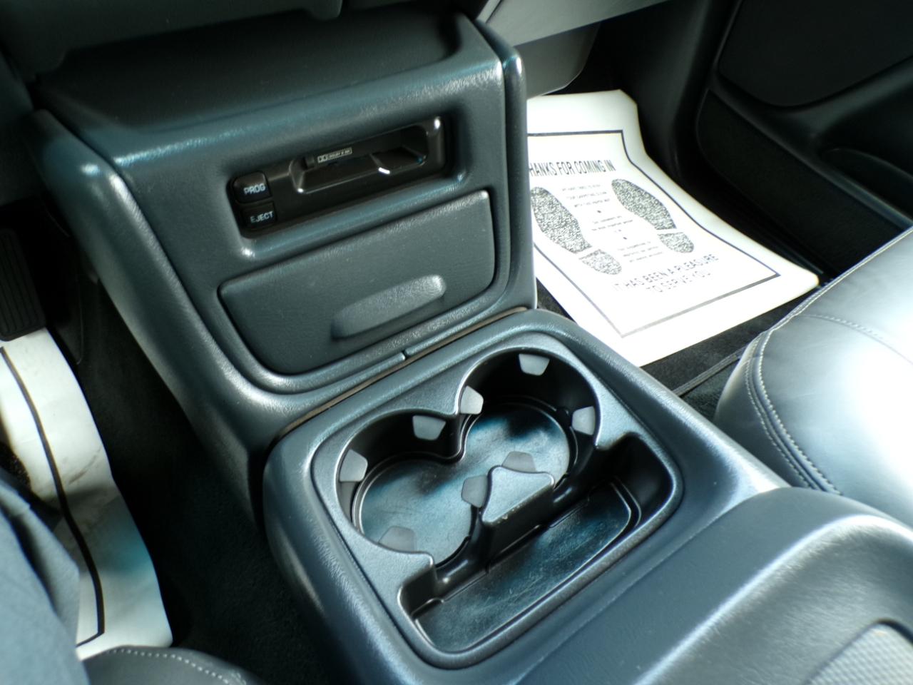 Chevrolet Silverado 1500 Ext Cab 143.5" WB LT 2002