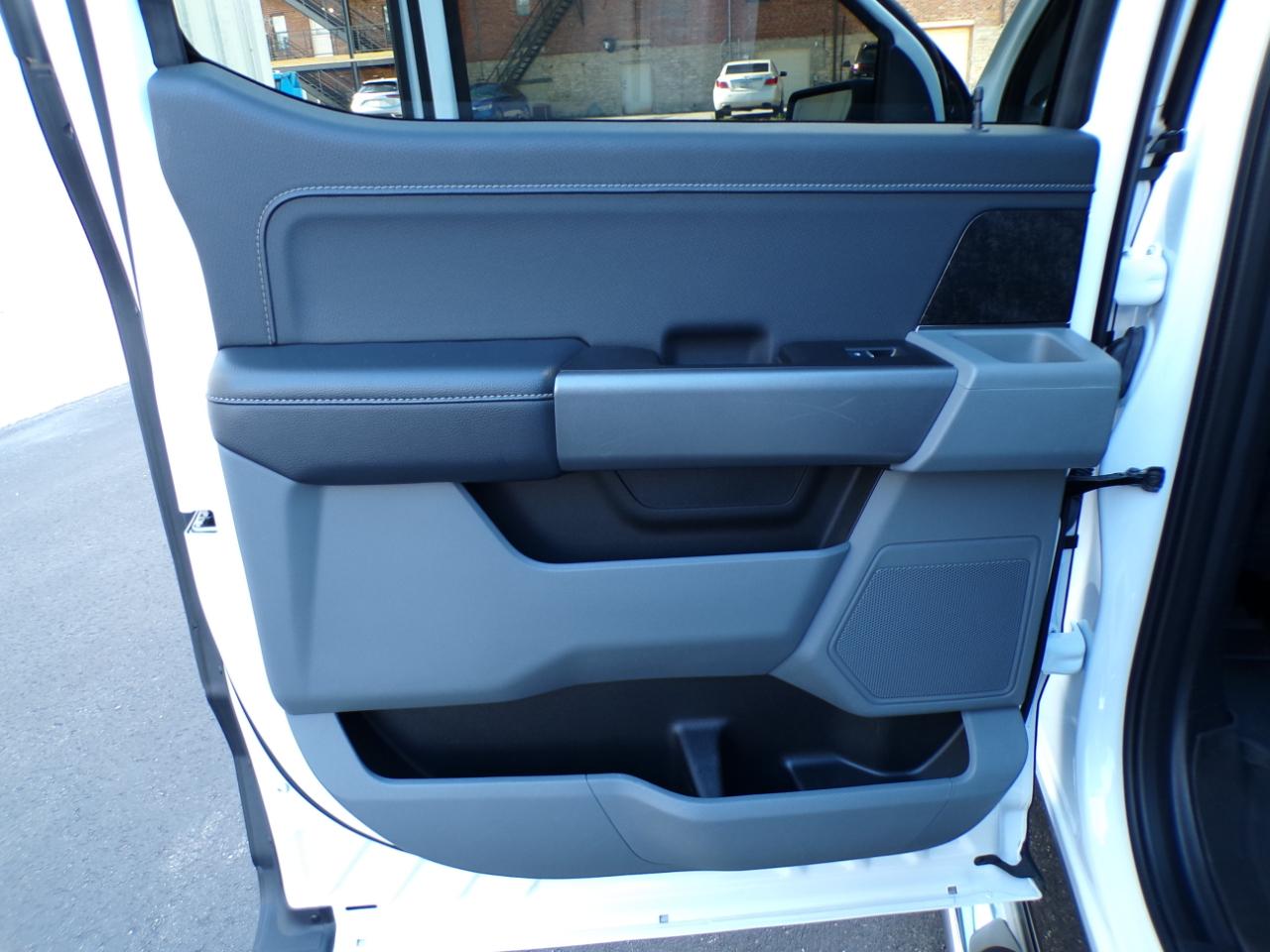 Ford F-150 XLT 4WD SuperCrew 5.5' Box 2023