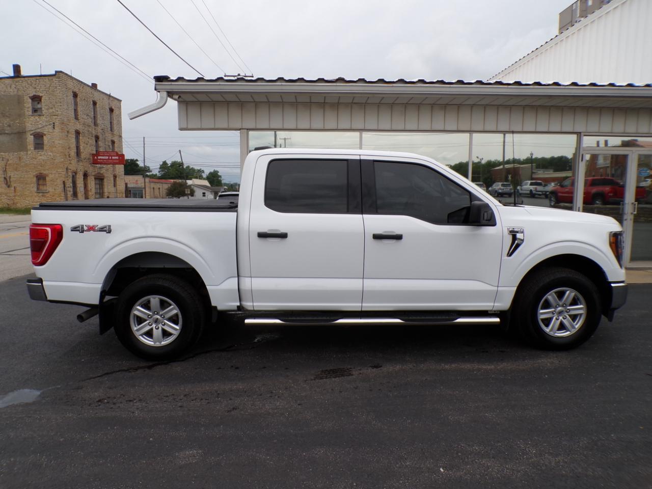 Ford F-150 XLT 4WD SuperCrew 5.5' Box 2023
