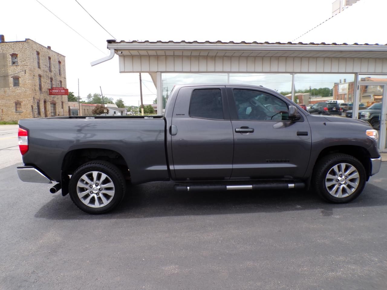 Toyota Tundra 4WD Truck Double Cab 5.7L FFV V8 6-Spd AT LTD (Natl) 2015