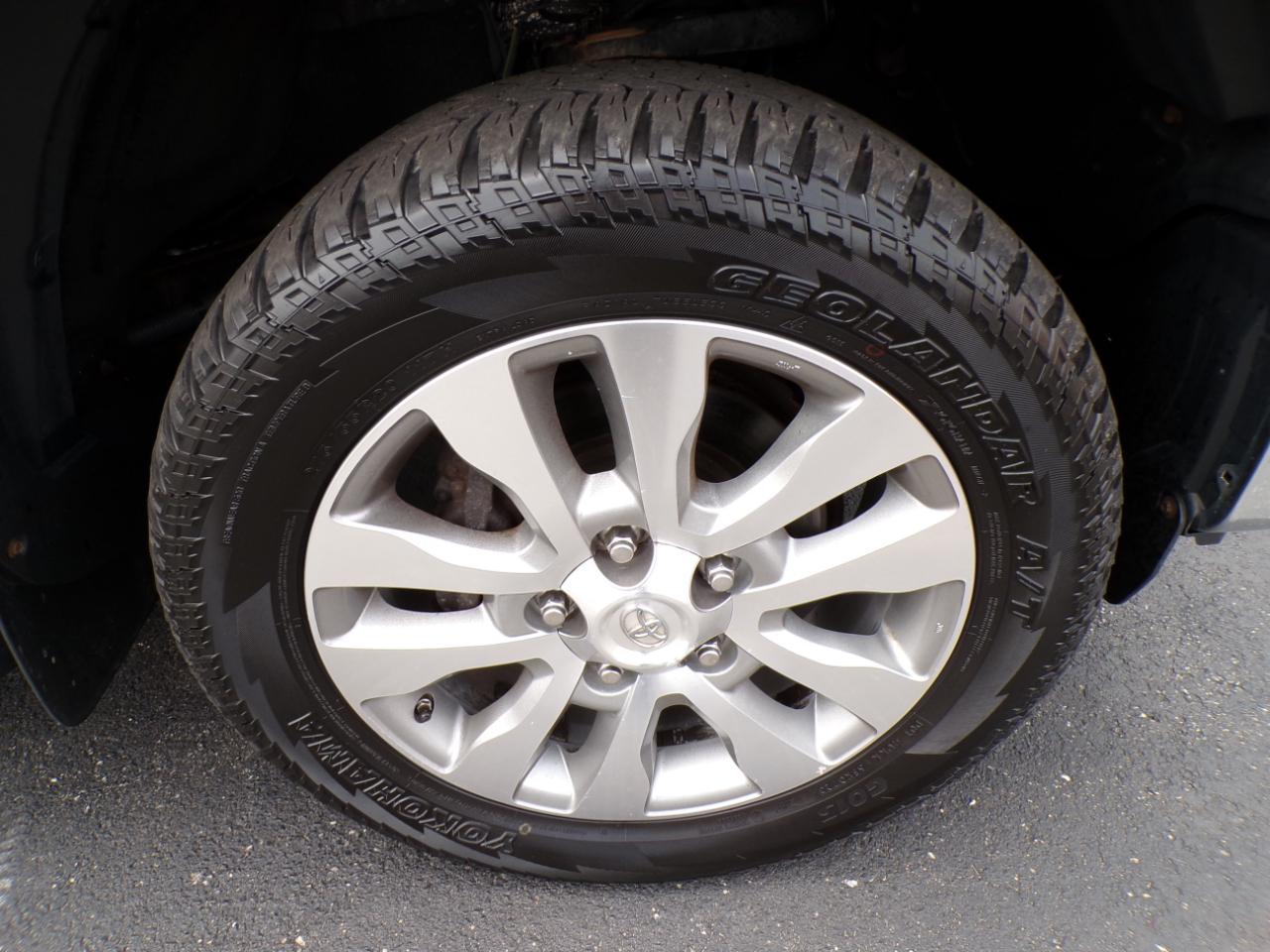 Toyota Tundra 4WD Truck Double Cab 5.7L FFV V8 6-Spd AT LTD (Natl) 2015