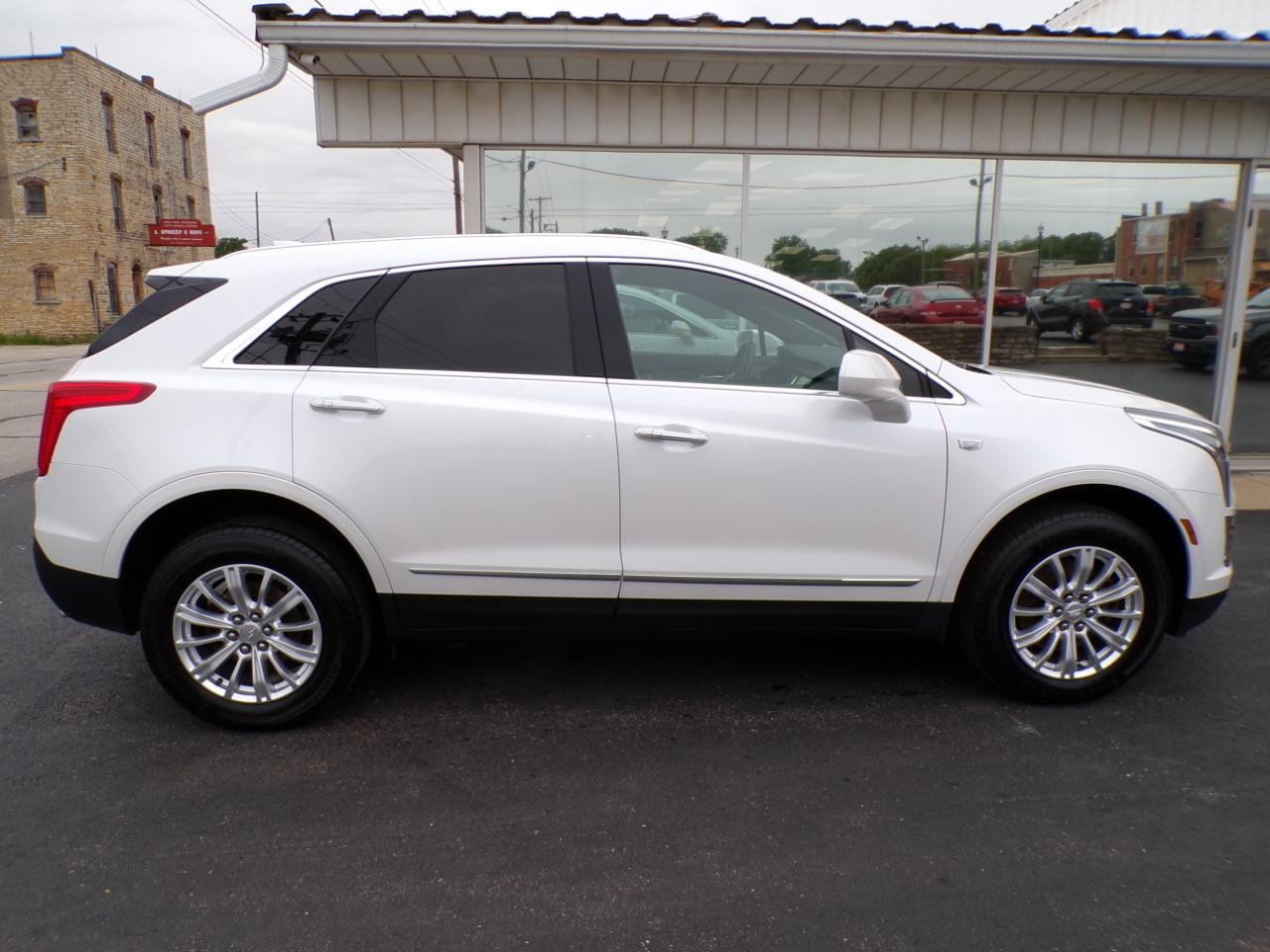 Cadillac XT5 FWD 4dr 2019