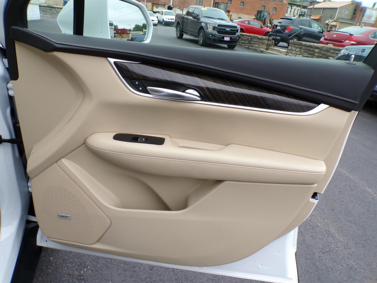 Cadillac XT5 FWD 4dr 2019