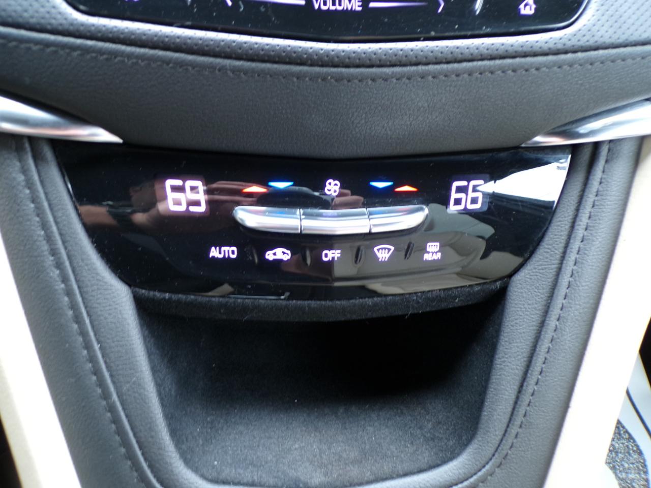 Cadillac XT5 FWD 4dr 2019