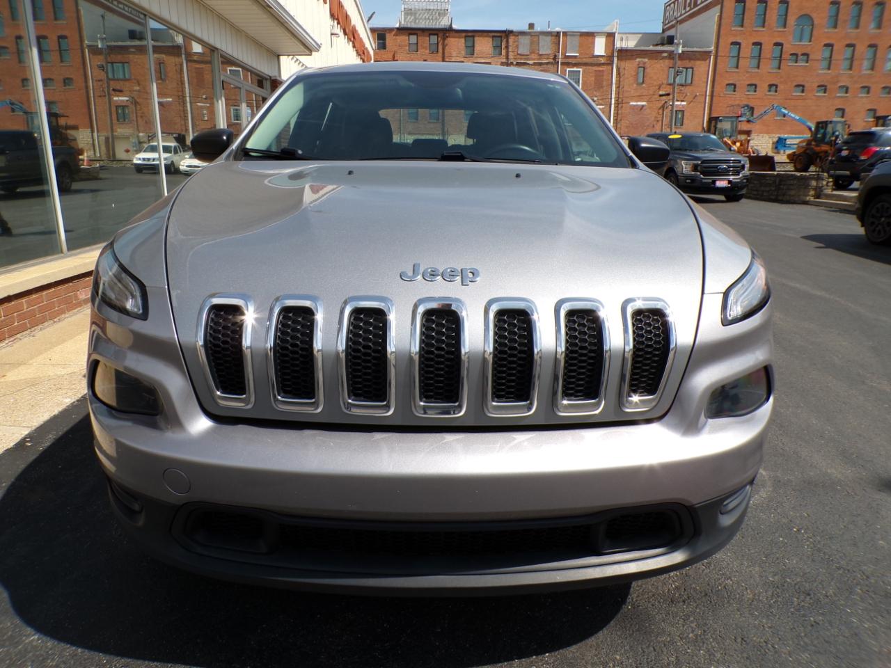 Jeep Cherokee 4WD 4dr Sport 2014