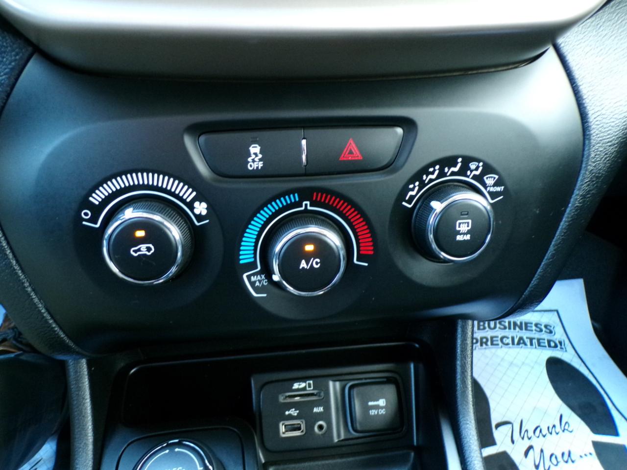 Jeep Cherokee 4WD 4dr Sport 2014