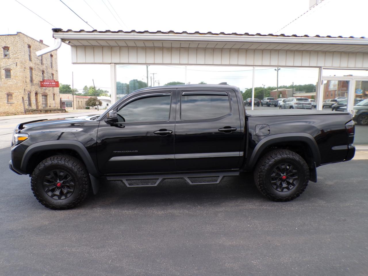Toyota Tacoma 4WD TRD Off Road Double Cab 5' Bed V6 AT (Natl) 2023