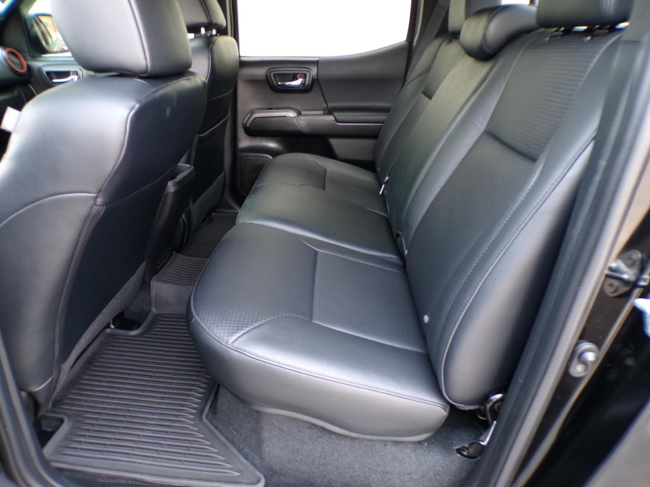Toyota Tacoma 4WD TRD Off Road Double Cab 5' Bed V6 AT (Natl) 2023