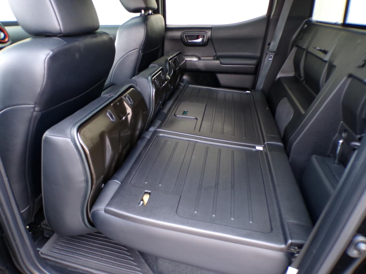 Toyota Tacoma 4WD TRD Off Road Double Cab 5' Bed V6 AT (Natl) 2023