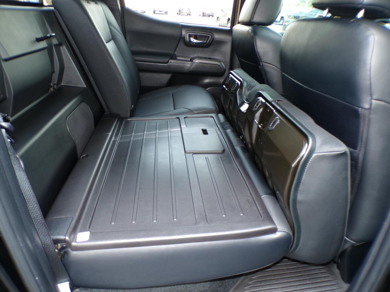 Toyota Tacoma 4WD TRD Off Road Double Cab 5' Bed V6 AT (Natl) 2023