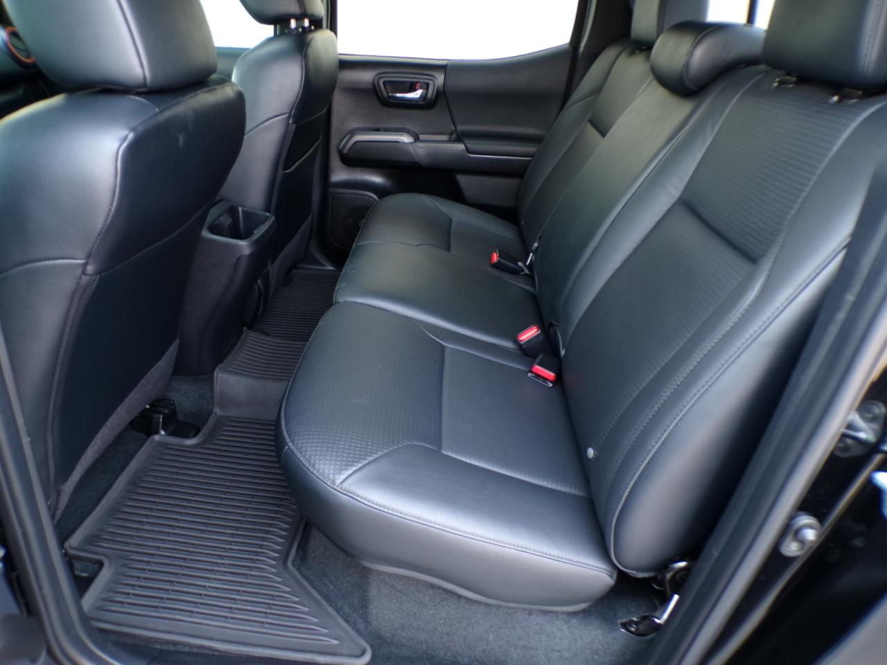 Toyota Tacoma 4WD TRD Off Road Double Cab 5' Bed V6 AT (Natl) 2023