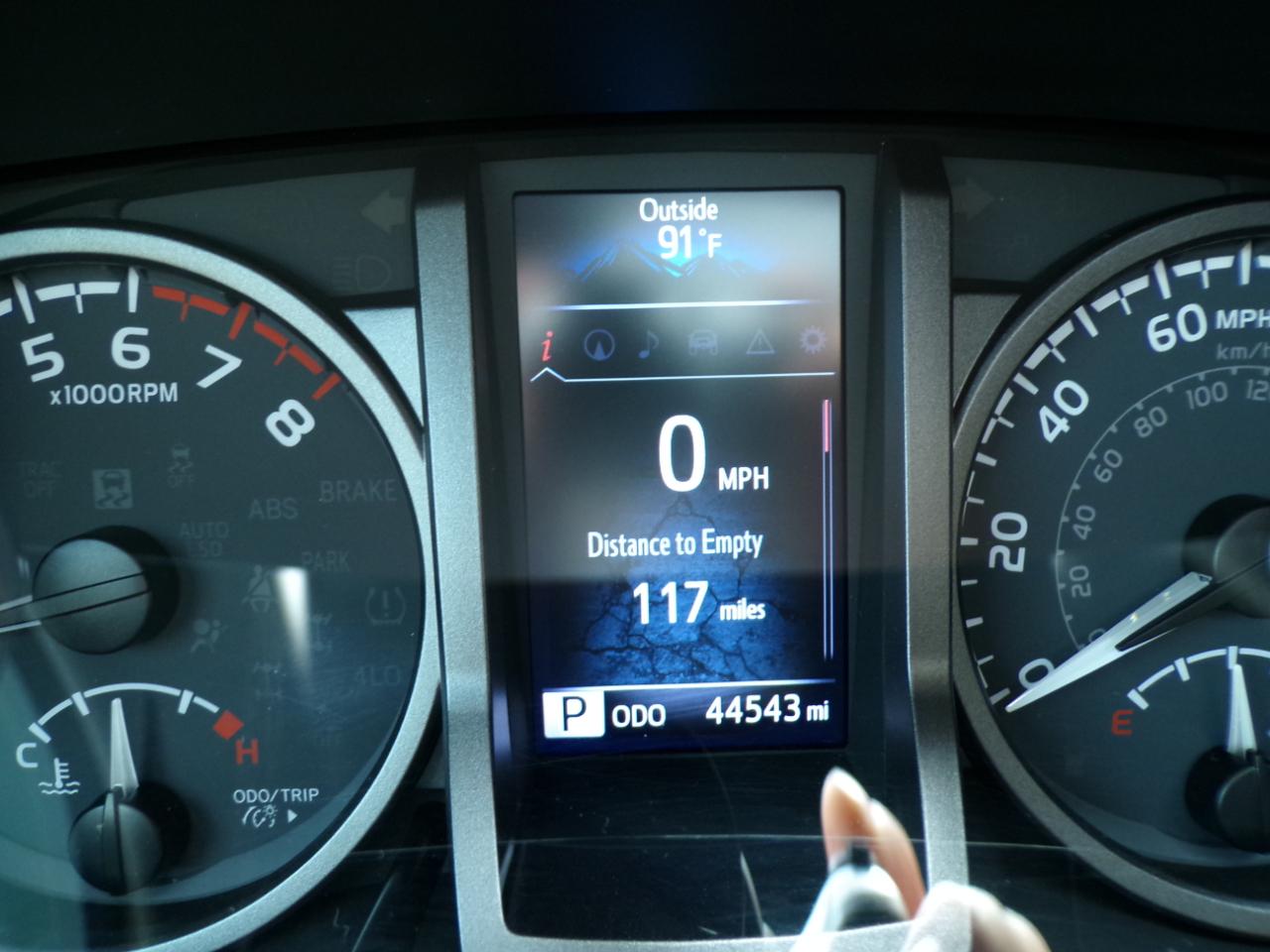 Toyota Tacoma 4WD TRD Off Road Double Cab 5' Bed V6 AT (Natl) 2023