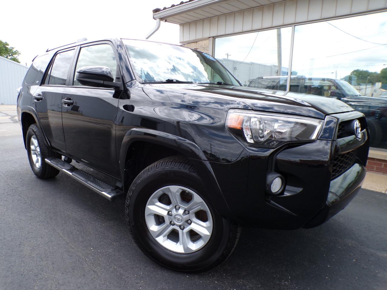Toyota 4Runner SR5 4WD (Natl) 2019