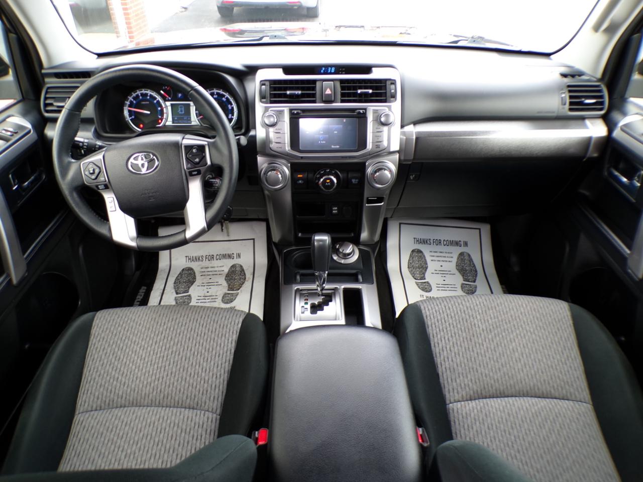 Toyota 4Runner SR5 4WD (Natl) 2019