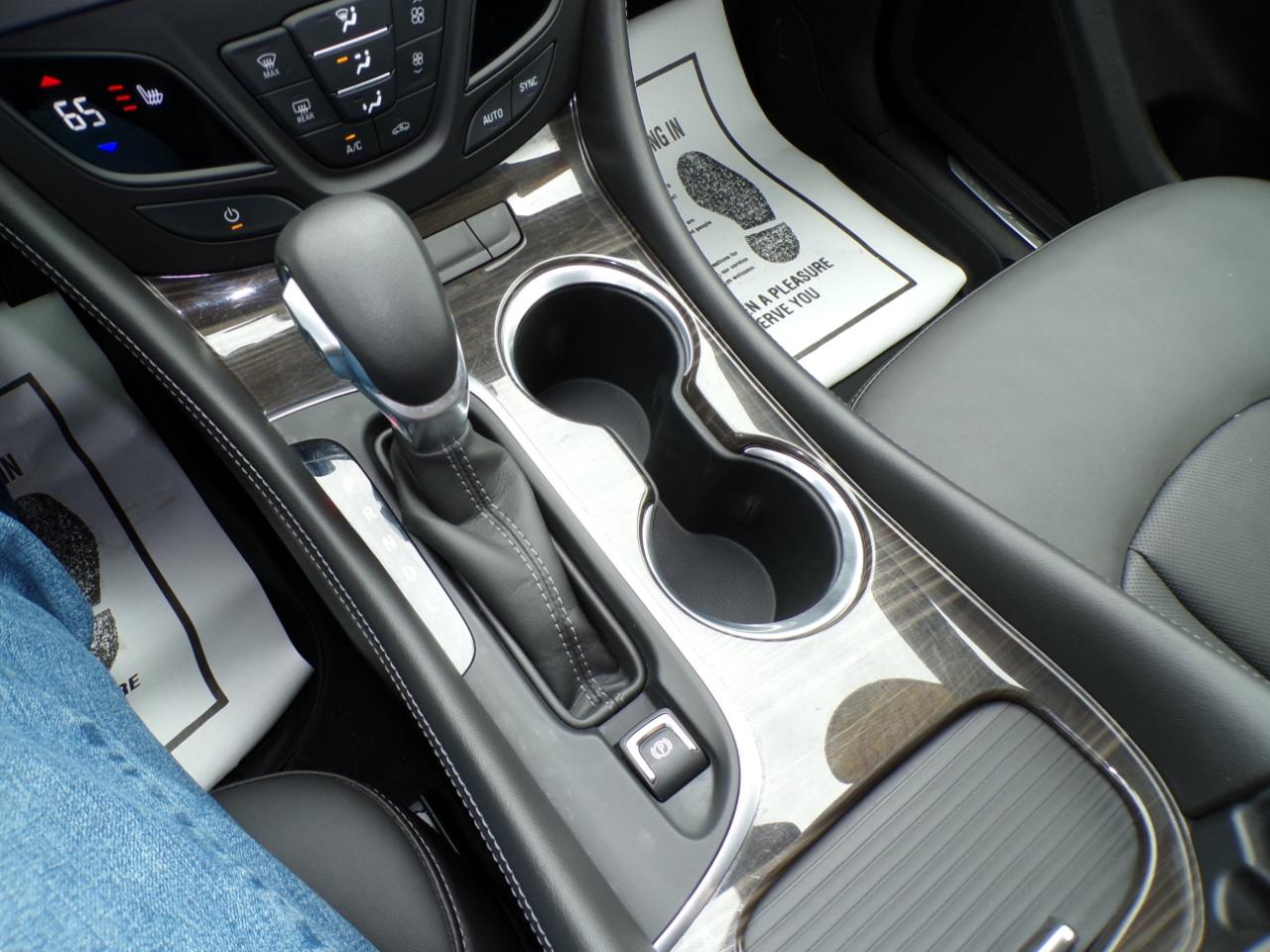 Buick Envision AWD 4dr Essence 2019
