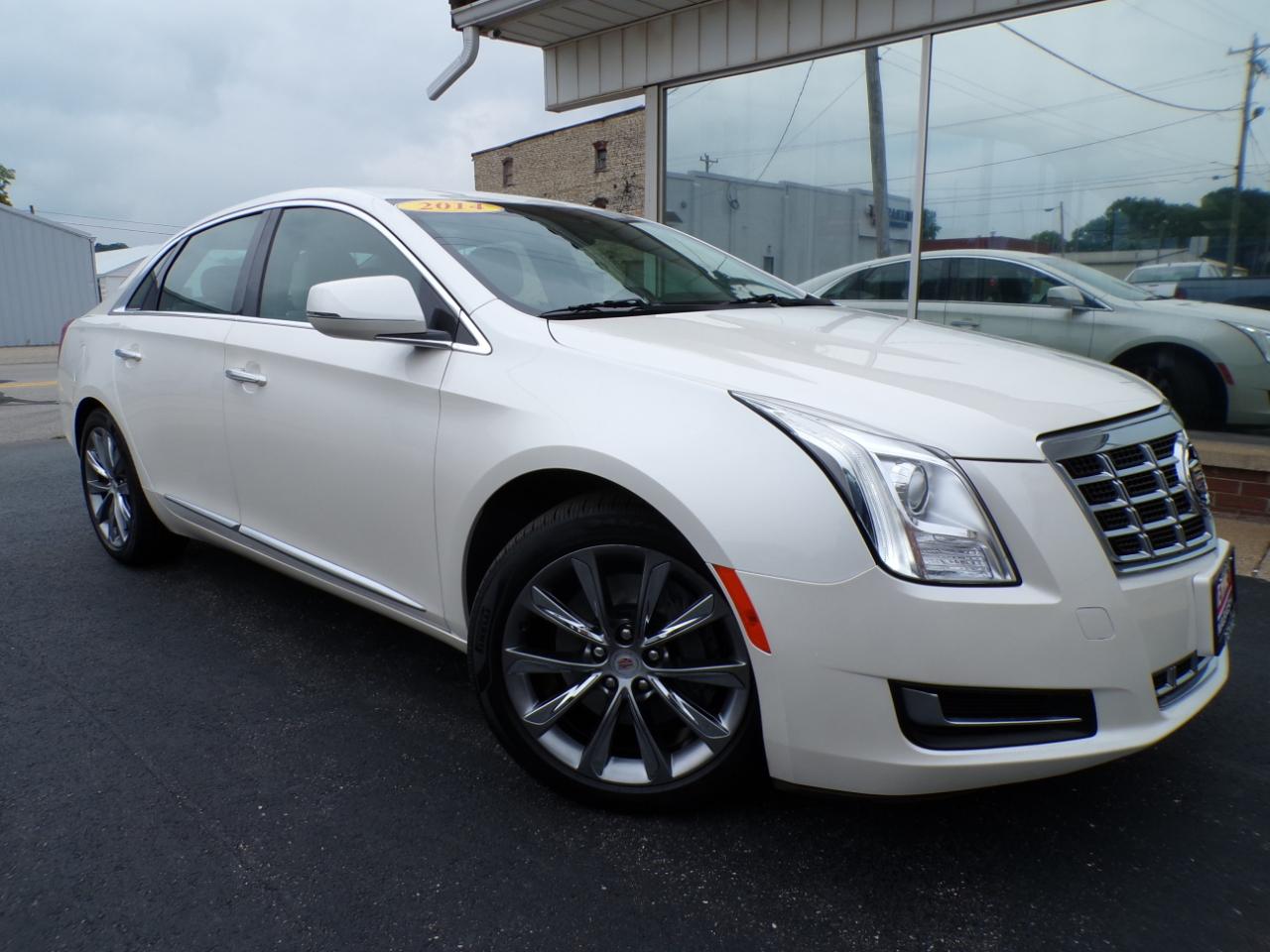 Cadillac XTS 4dr Sdn FWD 2014