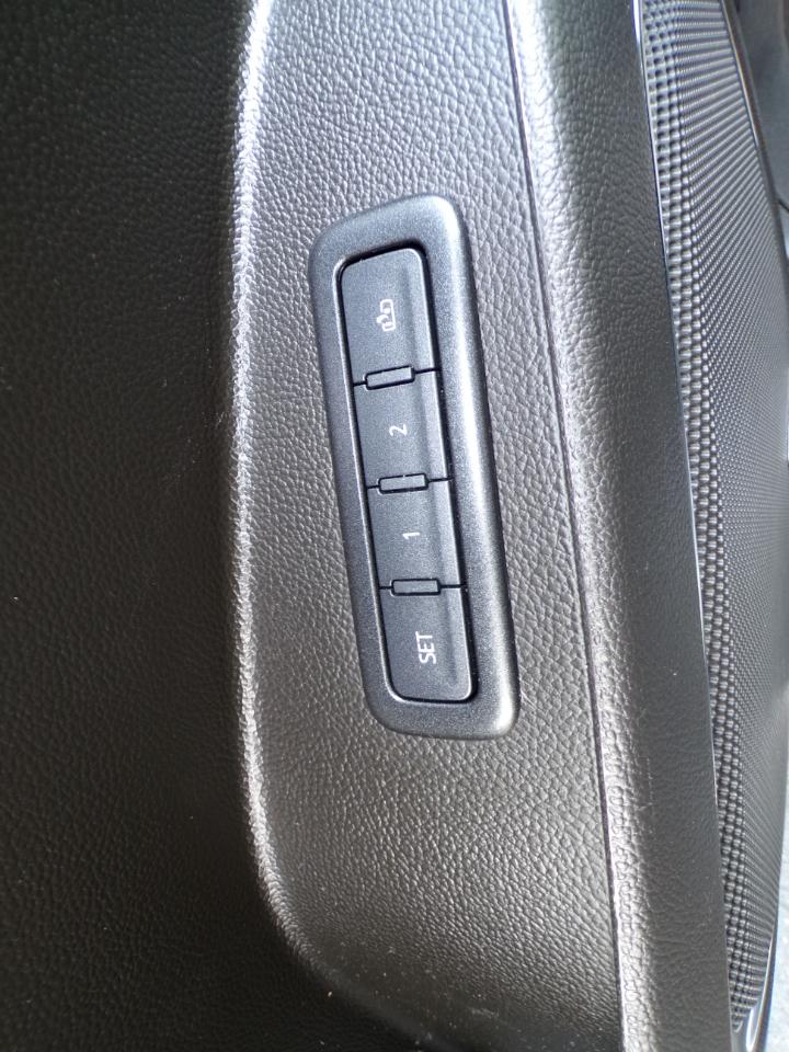 GMC Yukon XL 4WD 4dr SLT 2020