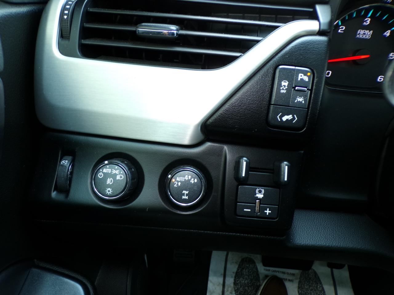 GMC Yukon XL 4WD 4dr SLT 2020