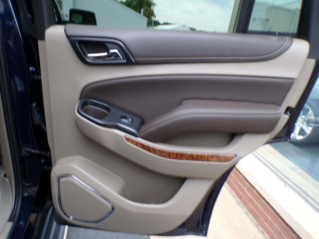 Chevrolet Tahoe 4WD 4dr Premier 2017