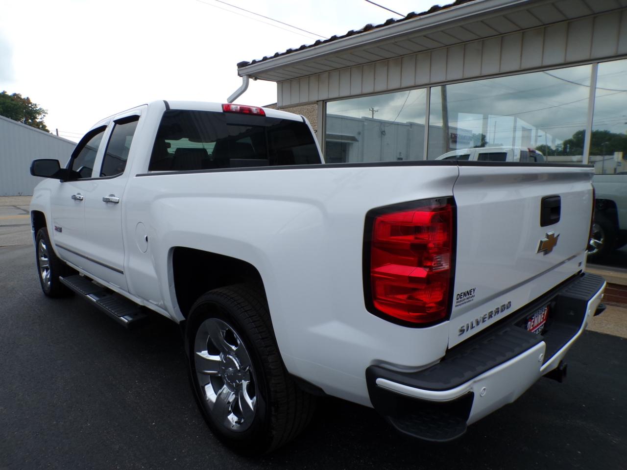 Chevrolet Silverado 1500 4WD Double Cab 143.5" LT w/2LT 2015