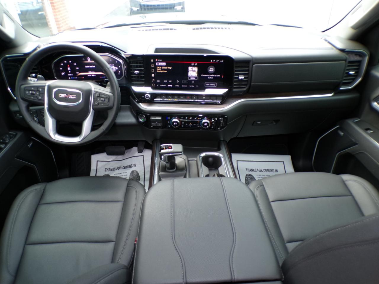 GMC Sierra 1500 4WD Crew Cab 147" SLT 2026