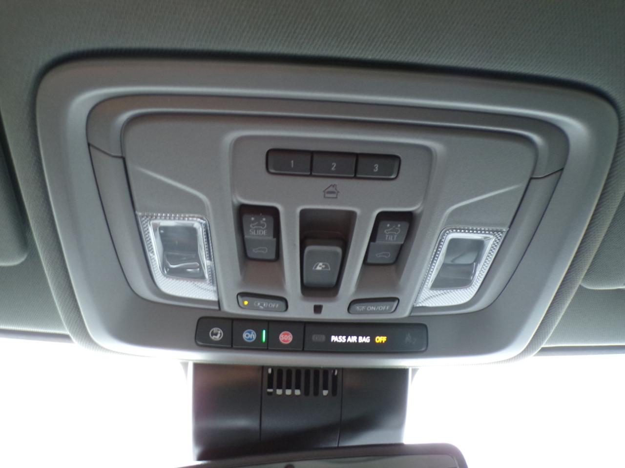GMC Sierra 1500 4WD Crew Cab 147" SLT 2026
