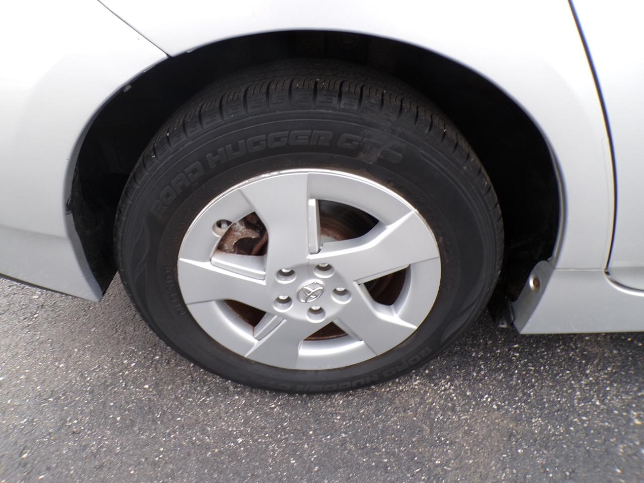 Toyota Prius 5dr HB I (Natl) 2011
