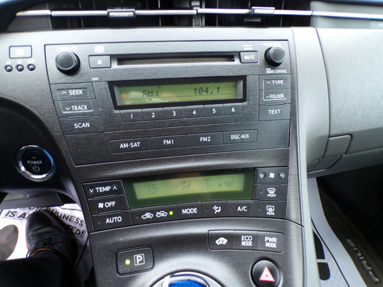 Toyota Prius 5dr HB I (Natl) 2011
