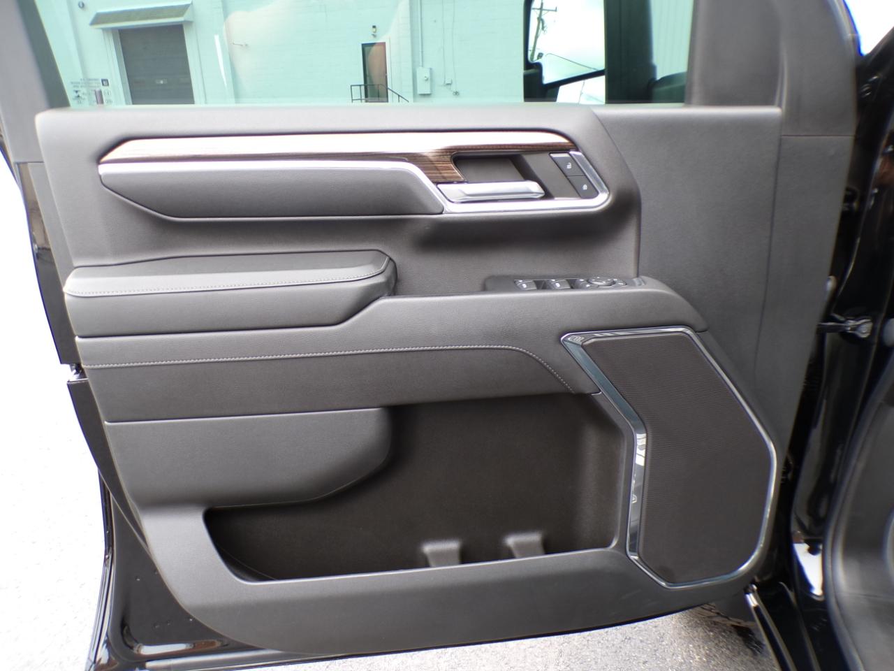 Chevrolet Silverado 2500HD 4WD Crew Cab 159" LT 2024