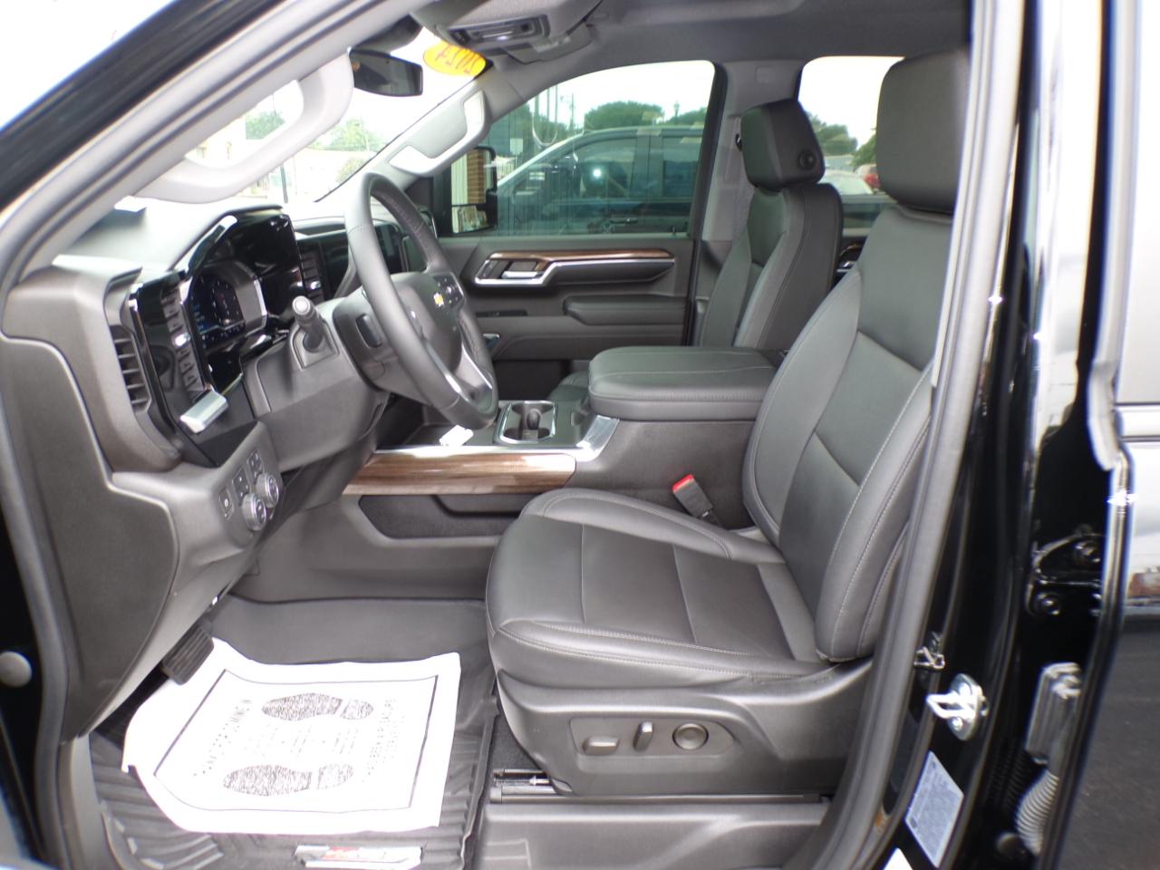 Chevrolet Silverado 2500HD 4WD Crew Cab 159" LT 2024