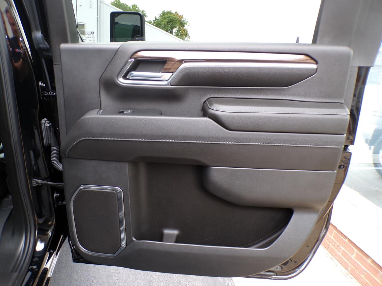 Chevrolet Silverado 2500HD 4WD Crew Cab 159" LT 2024