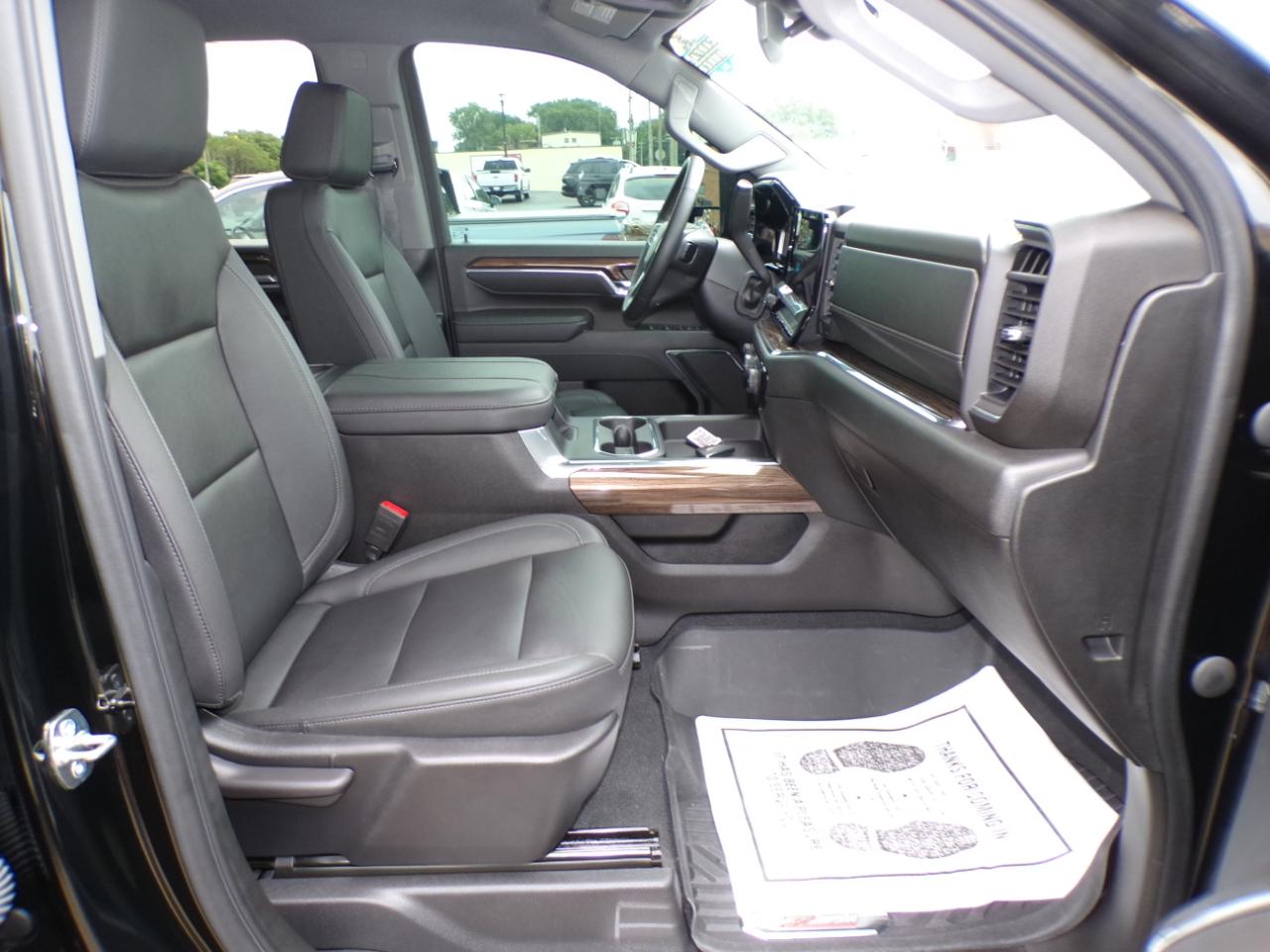 Chevrolet Silverado 2500HD 4WD Crew Cab 159" LT 2024
