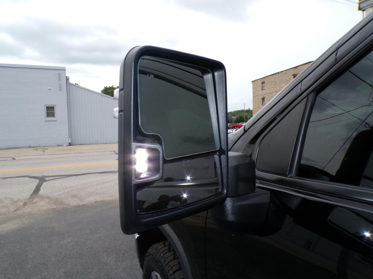 Chevrolet Silverado 2500HD 4WD Crew Cab 159" LT 2024