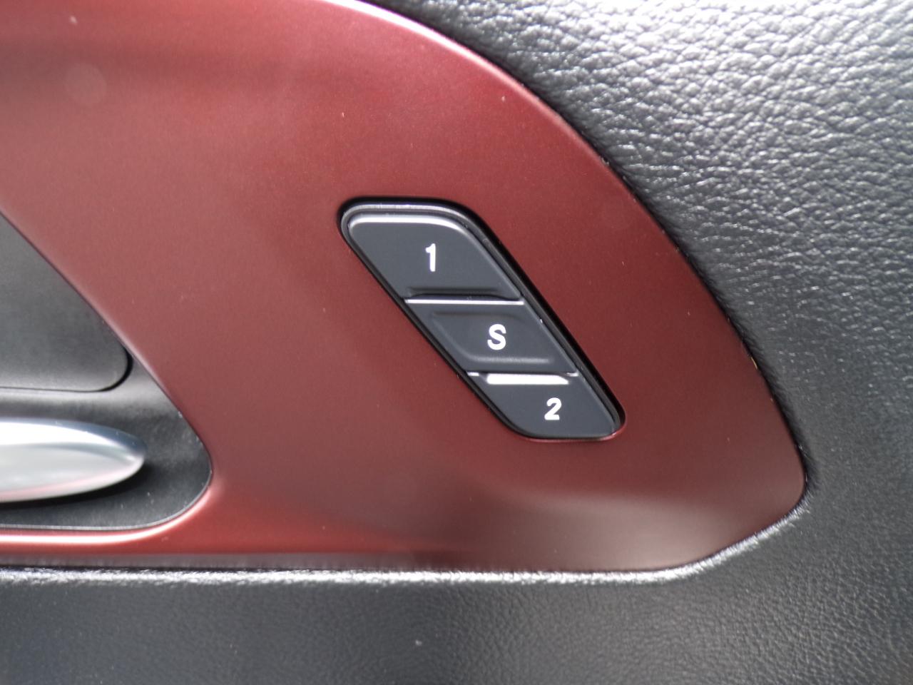 Chrysler Pacifica Limited 35th Anniversary FWD *Ltd Avail* 2020