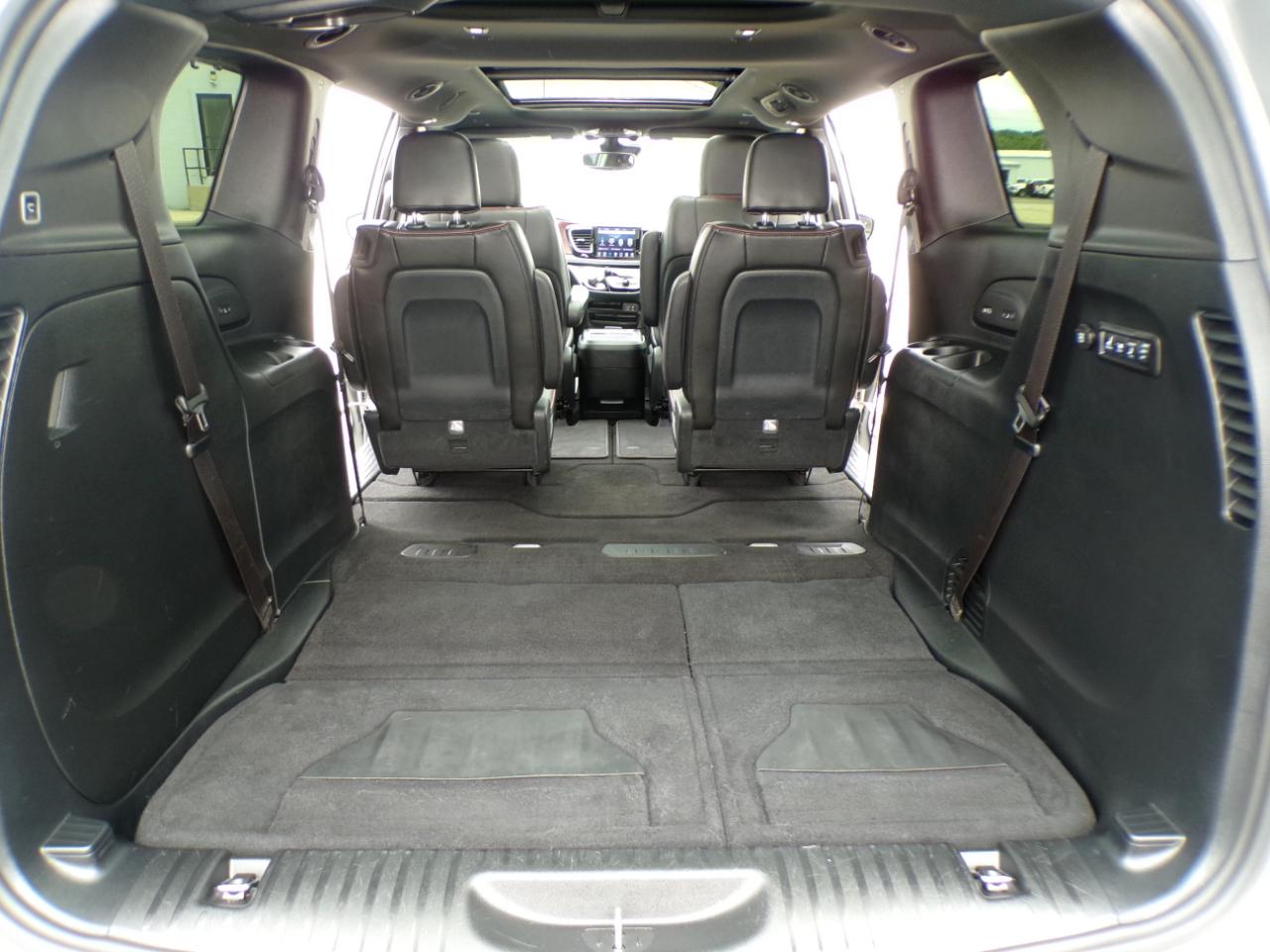 Chrysler Pacifica Limited 35th Anniversary FWD *Ltd Avail* 2020
