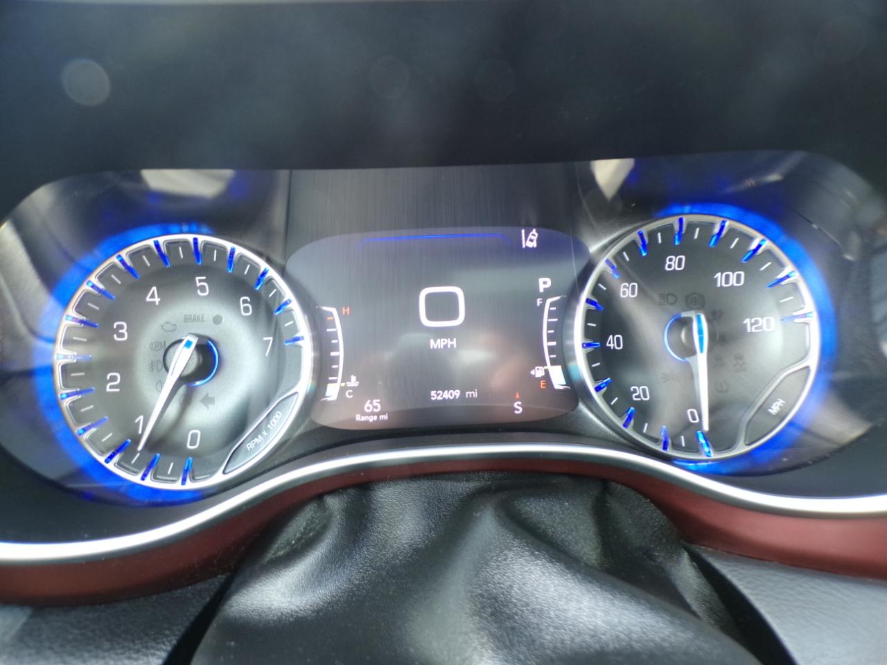 Chrysler Pacifica Limited 35th Anniversary FWD *Ltd Avail* 2020