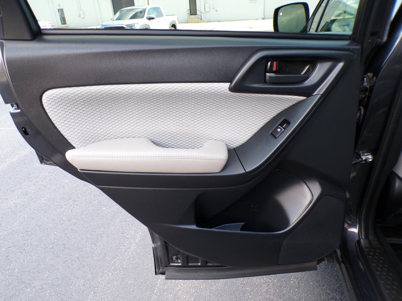 Subaru Forester 2.5i Premium CVT 2017
