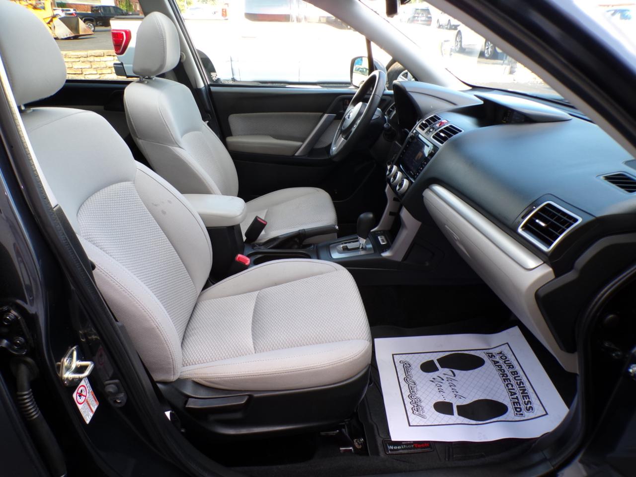 Subaru Forester 2.5i Premium CVT 2017