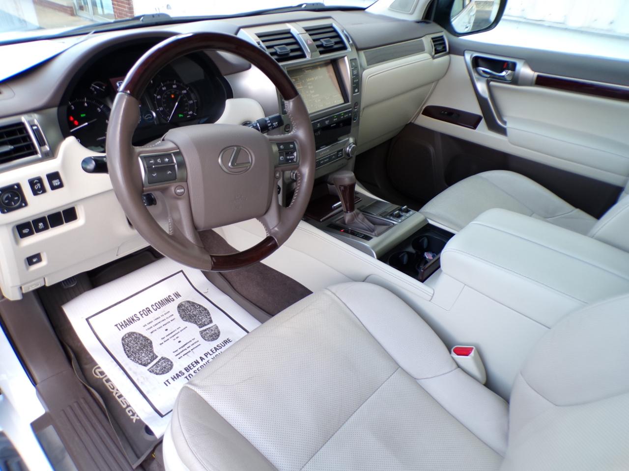 Lexus GX 460 4WD 4dr Premium 2018